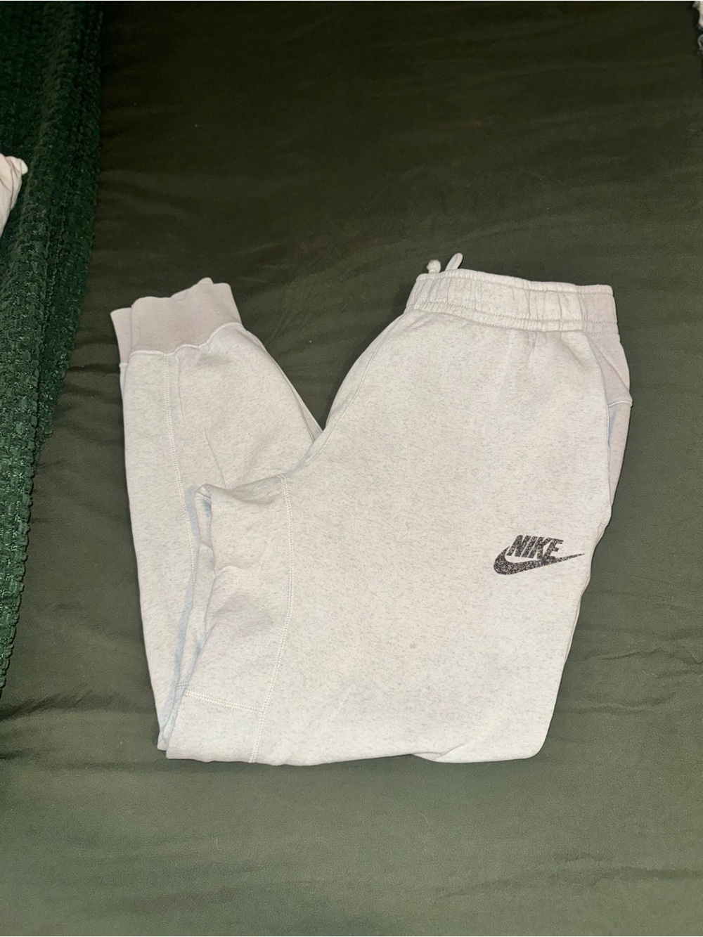 Nike Light Gray Heather Men's Jogger Sweatpants